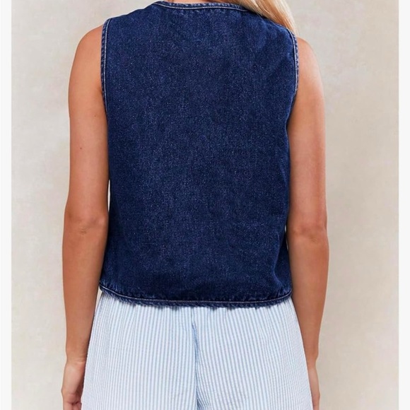 Front-Tie Jean Vest - Picture 2 of 3